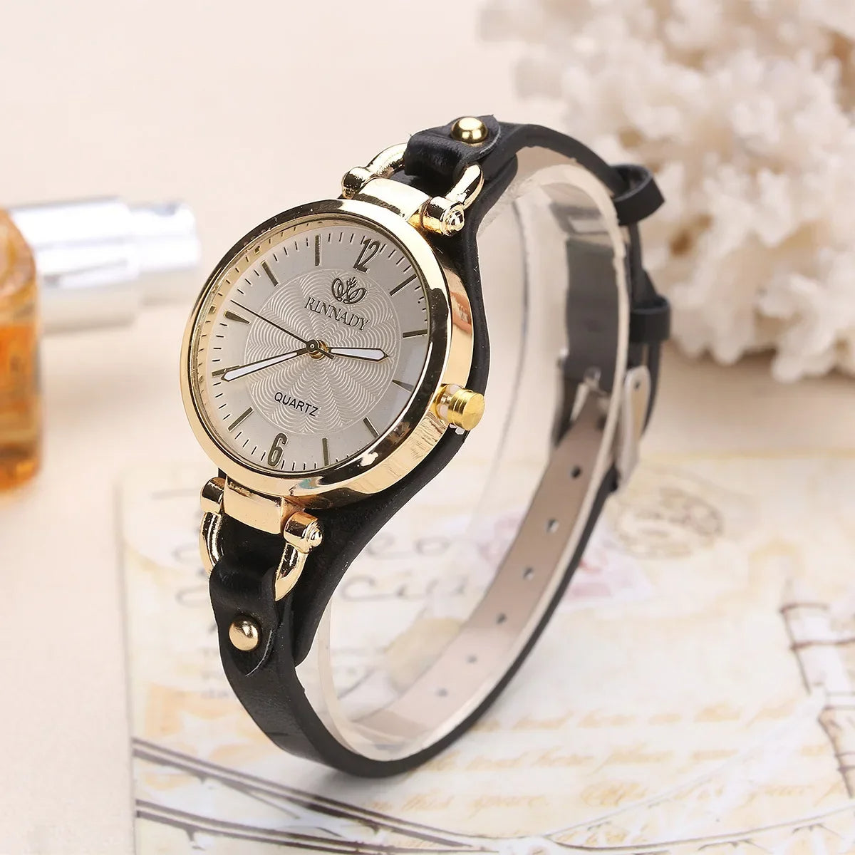 AURÉOLE — Classic Timepiece