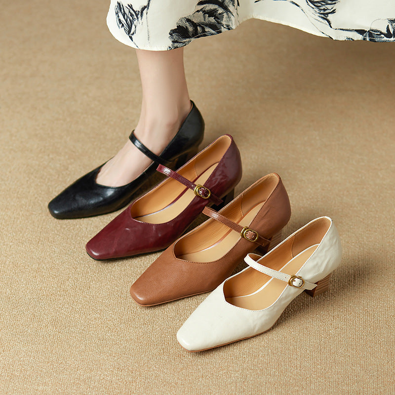 Viora Graceful Leather Pumps