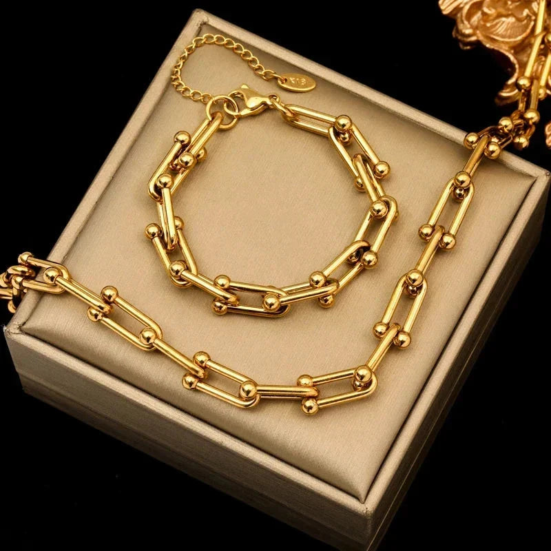 Auroré Necklace