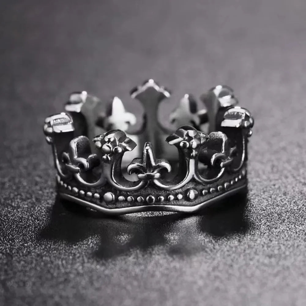 REGALIS — Crown Ring