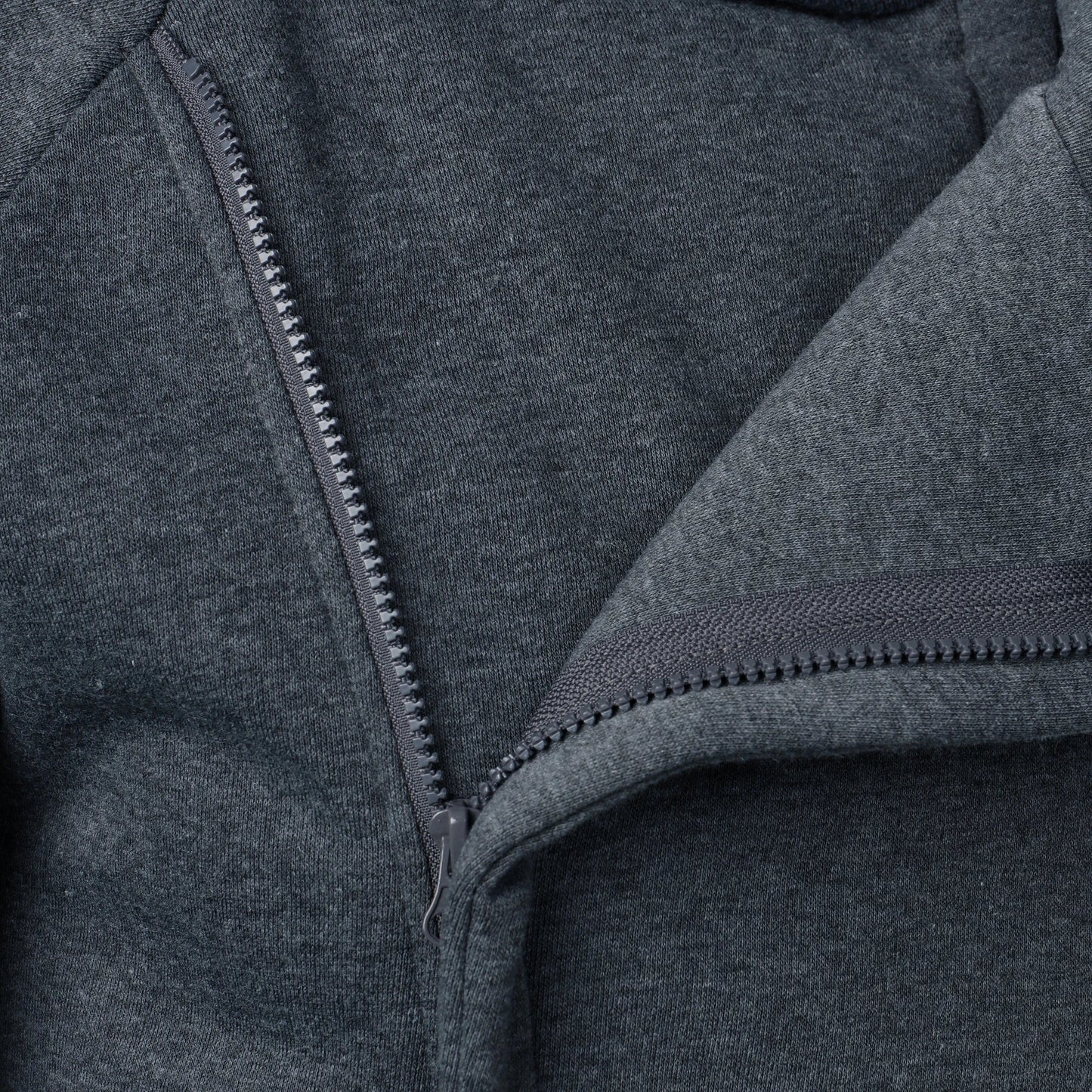 ARCANTIS — Urban Sculpt Hoodie