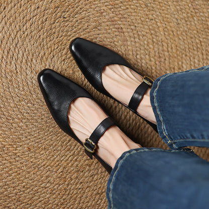 Avelia Graceful Leather Pumps