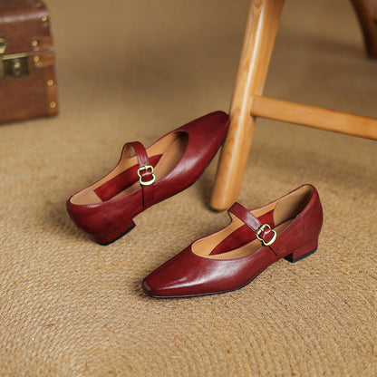 Avelia Graceful Leather Pumps