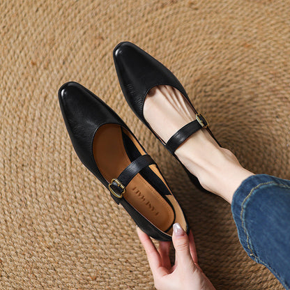 Avelia Graceful Leather Pumps