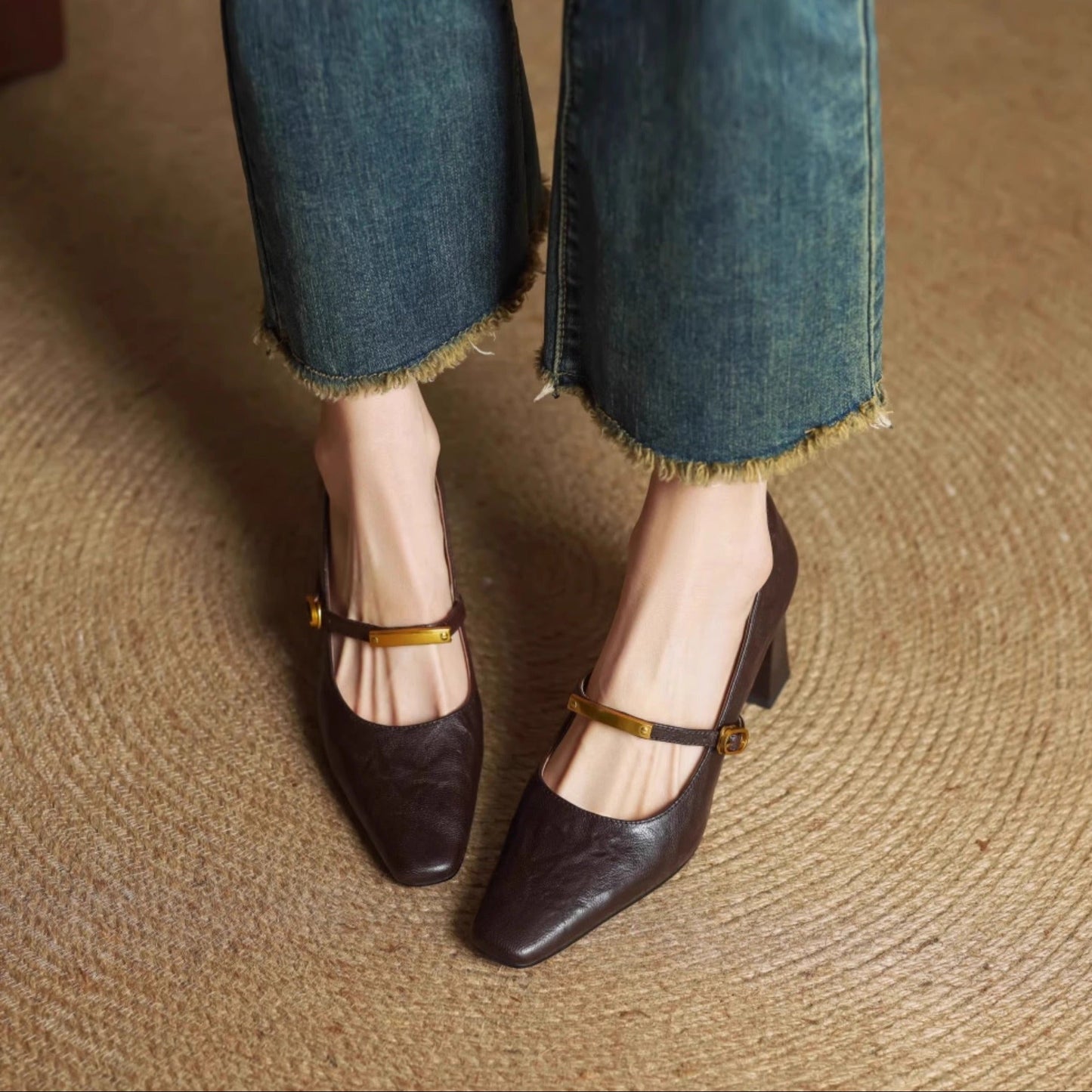 Vellora - Structured Leather Pumps