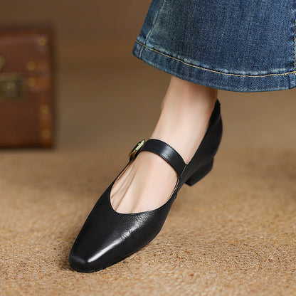 Avelia Graceful Leather Pumps