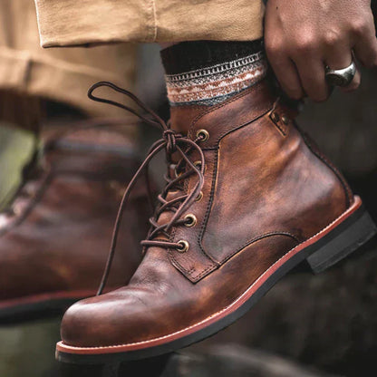 CERVIDA — Urban Trek Boots