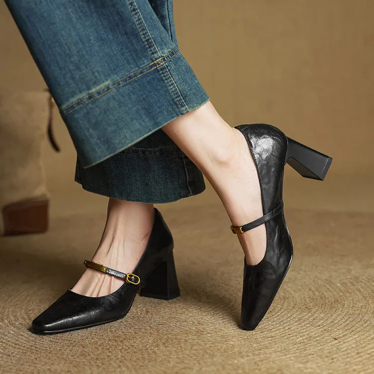 Vellora - Structured Leather Pumps