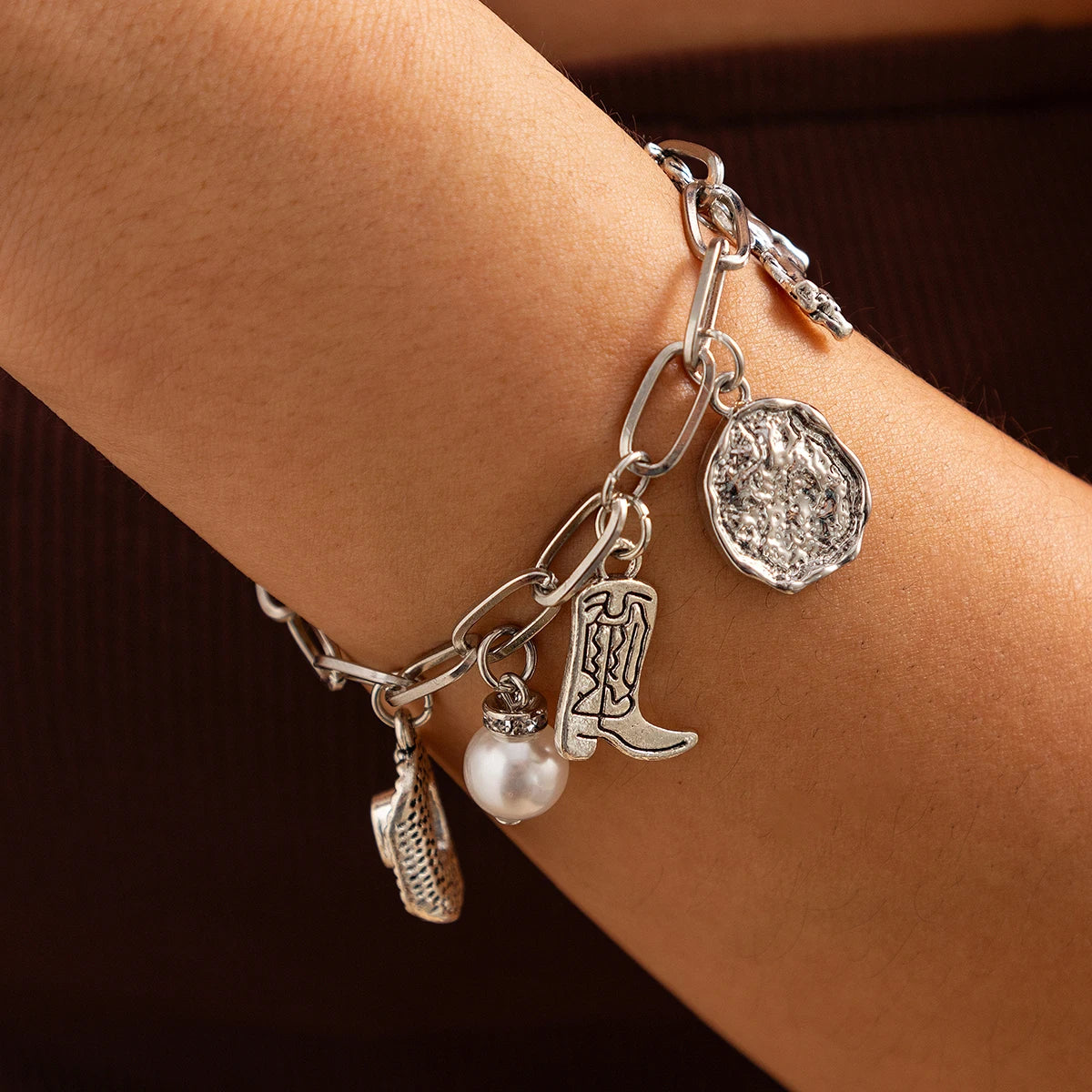 Vellora — Equestrian Charm Set