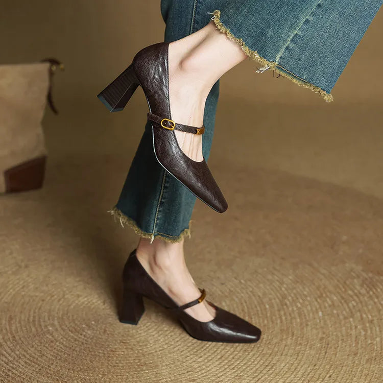 Vellora - Structured Leather Pumps