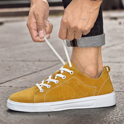 Veloure — Suede Low-Top Sneakers