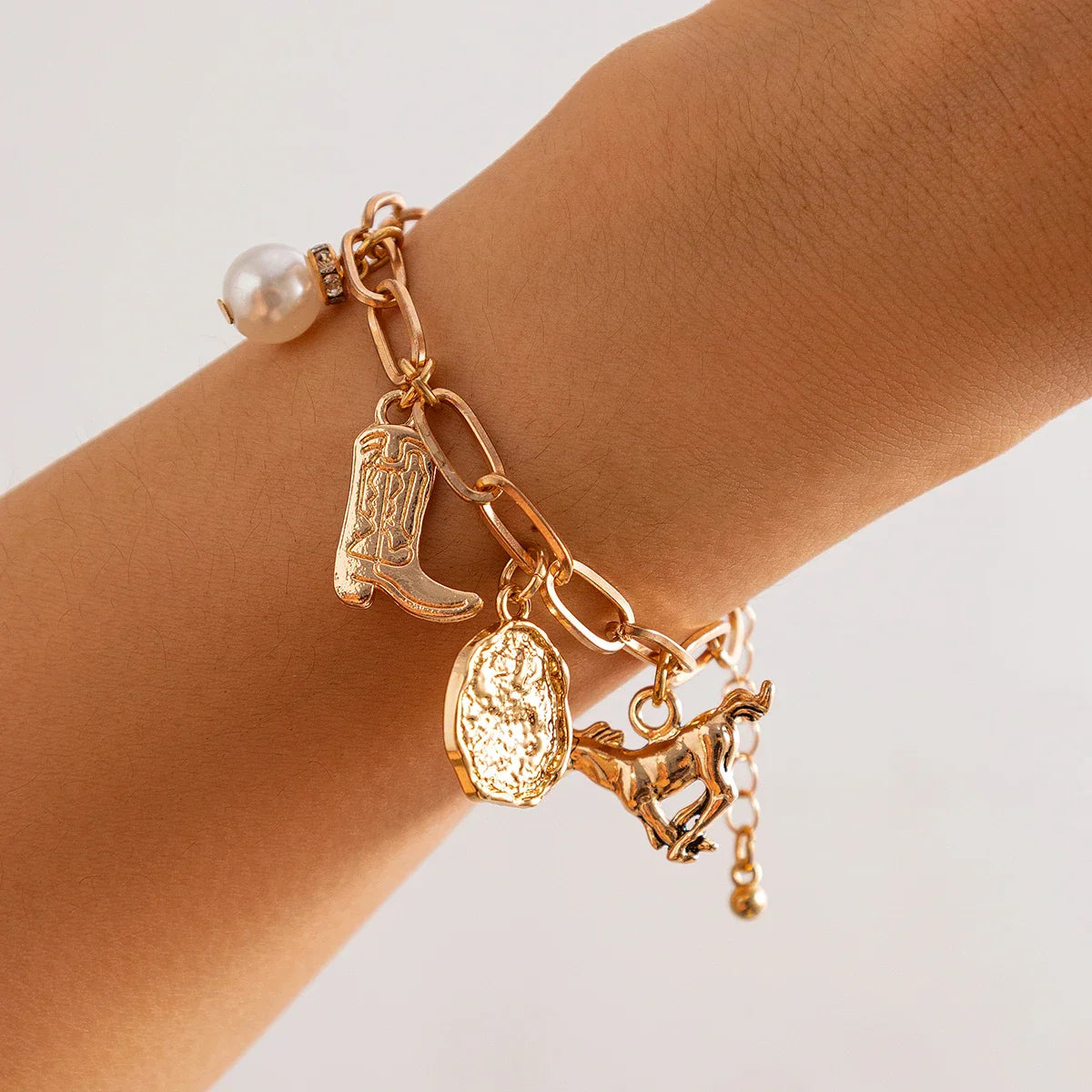 Vellora — Equestrian Charm Set