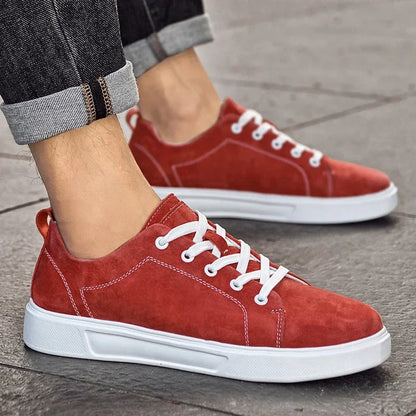 Veloure — Suede Low-Top Sneakers