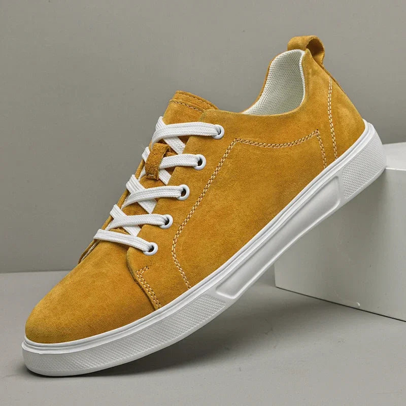 Veloure — Suede Low-Top Sneakers