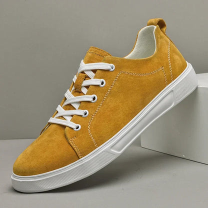 Veloure — Suede Low-Top Sneakers