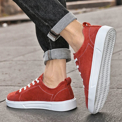 Veloure — Suede Low-Top Sneakers